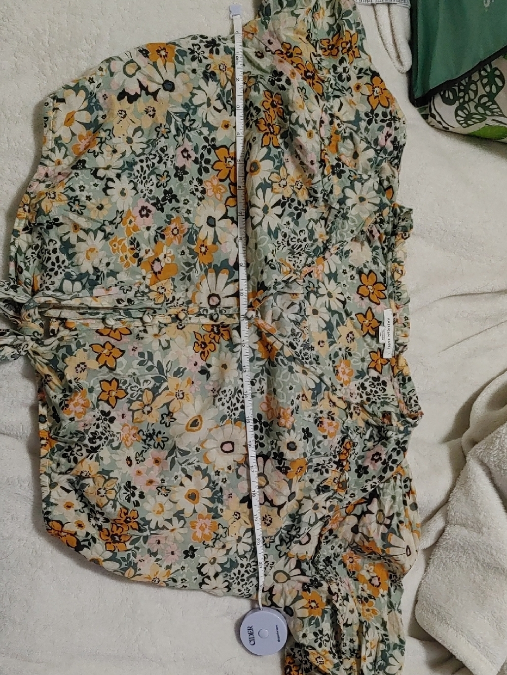 🍁2 For 20! AE Floral Cream Crop Blouse with Puff Sleeves - Picture 11 of 12